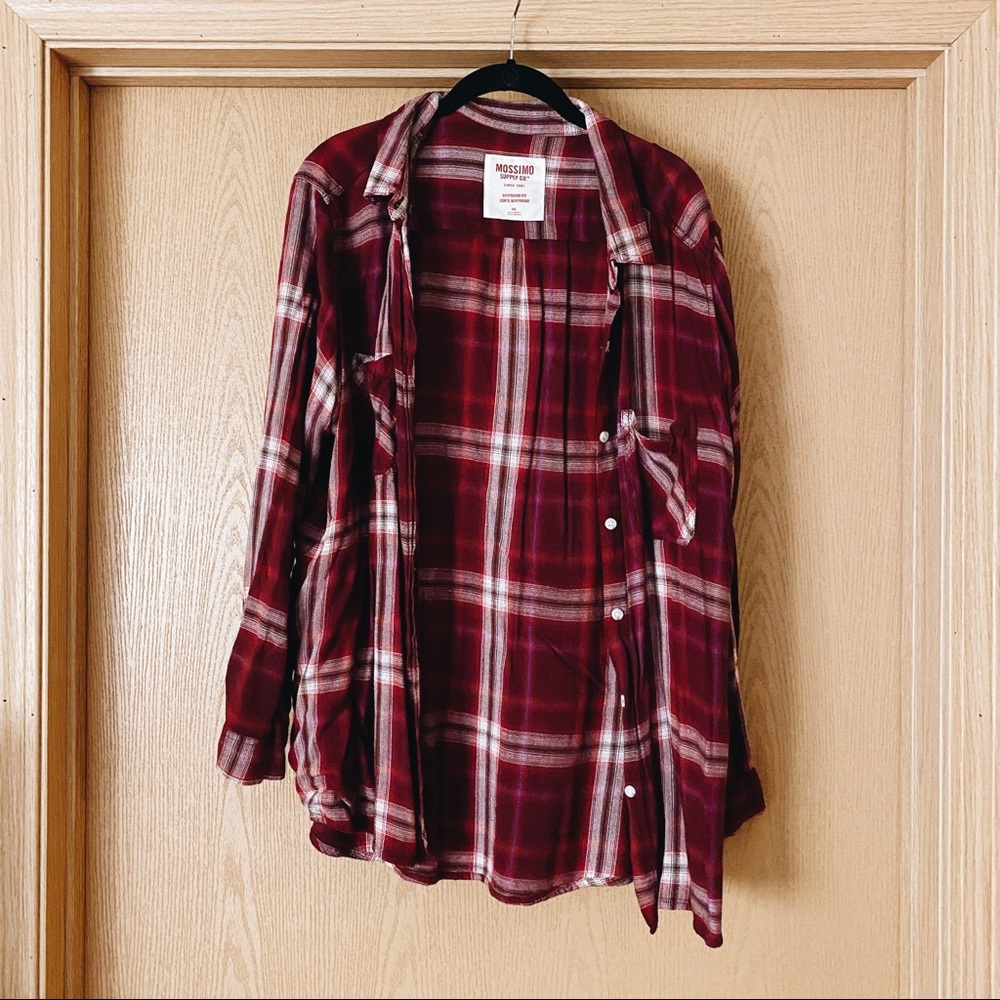 SOFT BOYFRIEND PLAID/FLANNEL BUTTON UP